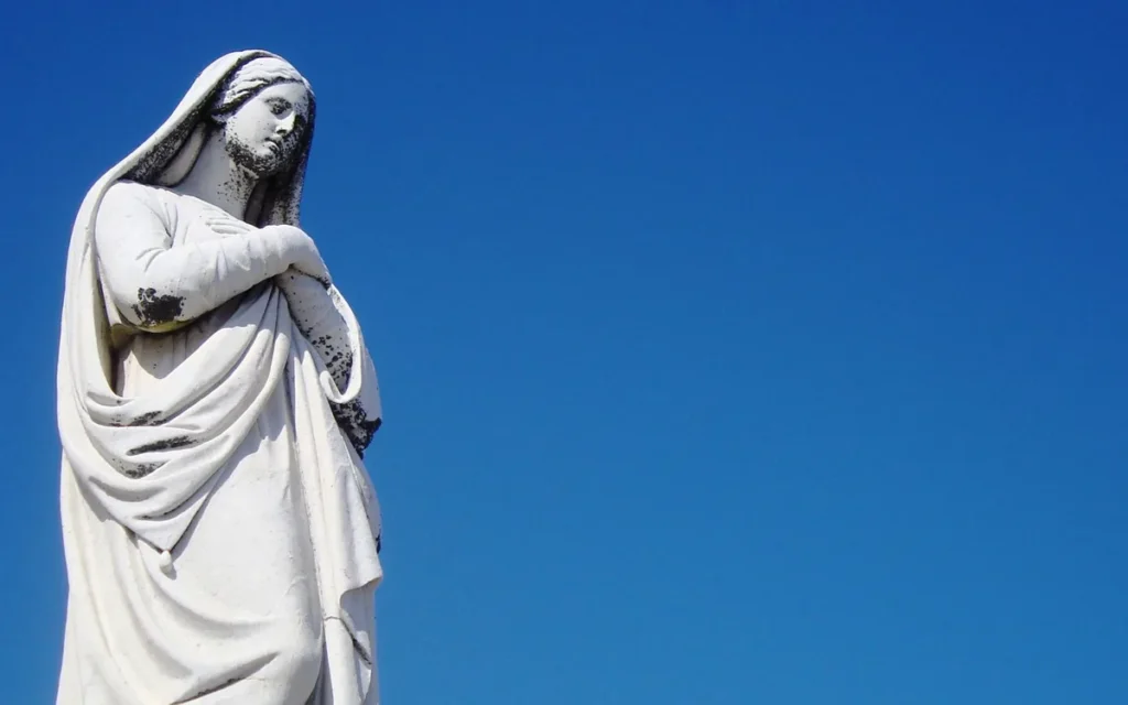 Znaczenie wezwań do Maryi - co wyrażają tytuły?