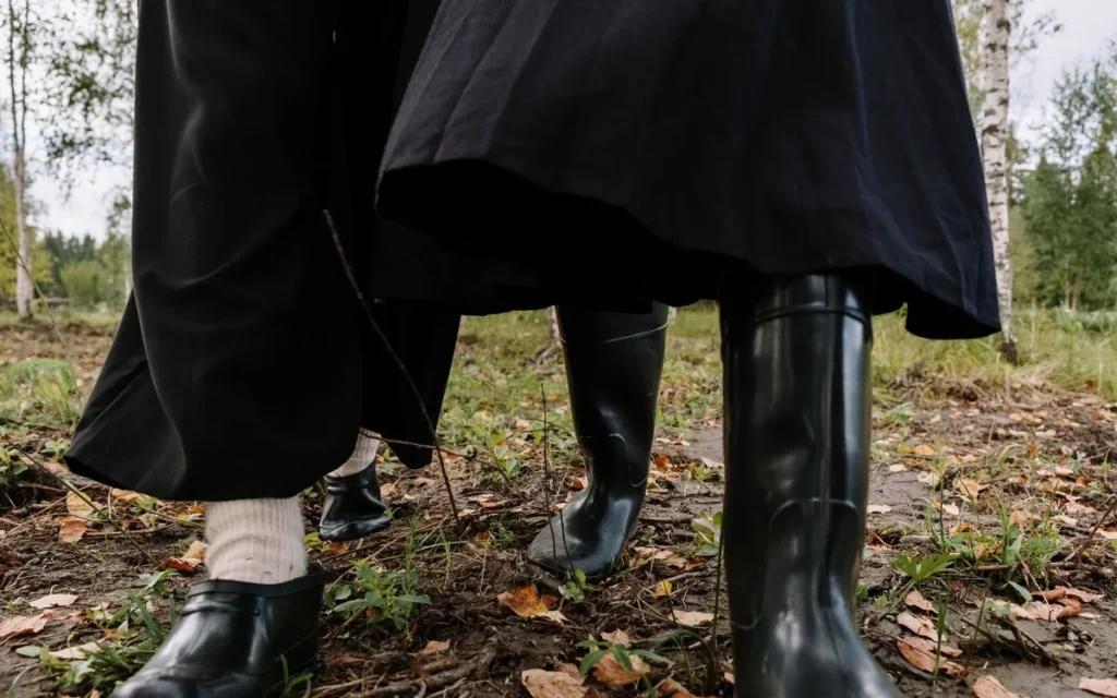 Buty i ubranie na pielgrzymkę pieszą - co działa w trasie?