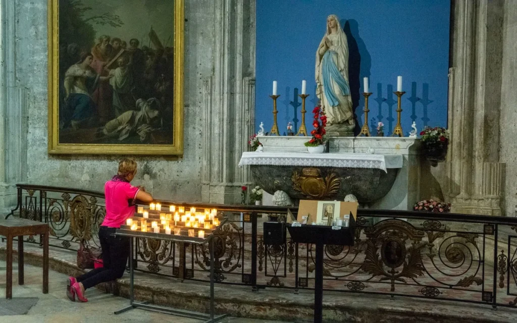 Co oznaczają wezwania do Maryi?