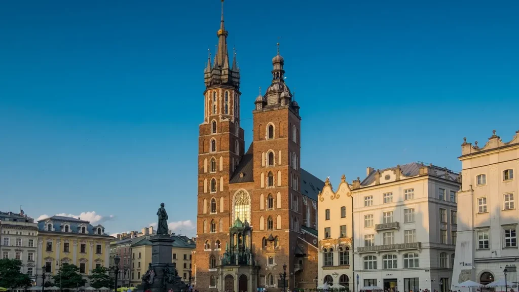 kościół gotycki cechy architektury